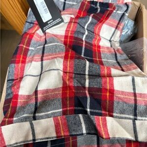 PrettyLittleThing Red and Navy Plaid Shorts